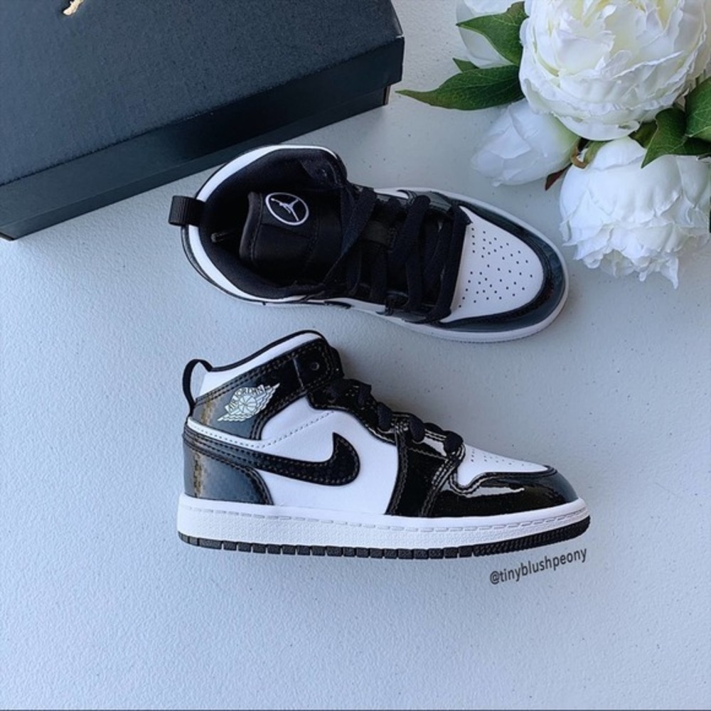 Nike Air Jordan 1 Mid (PS) NWT - Picture 2 of 10